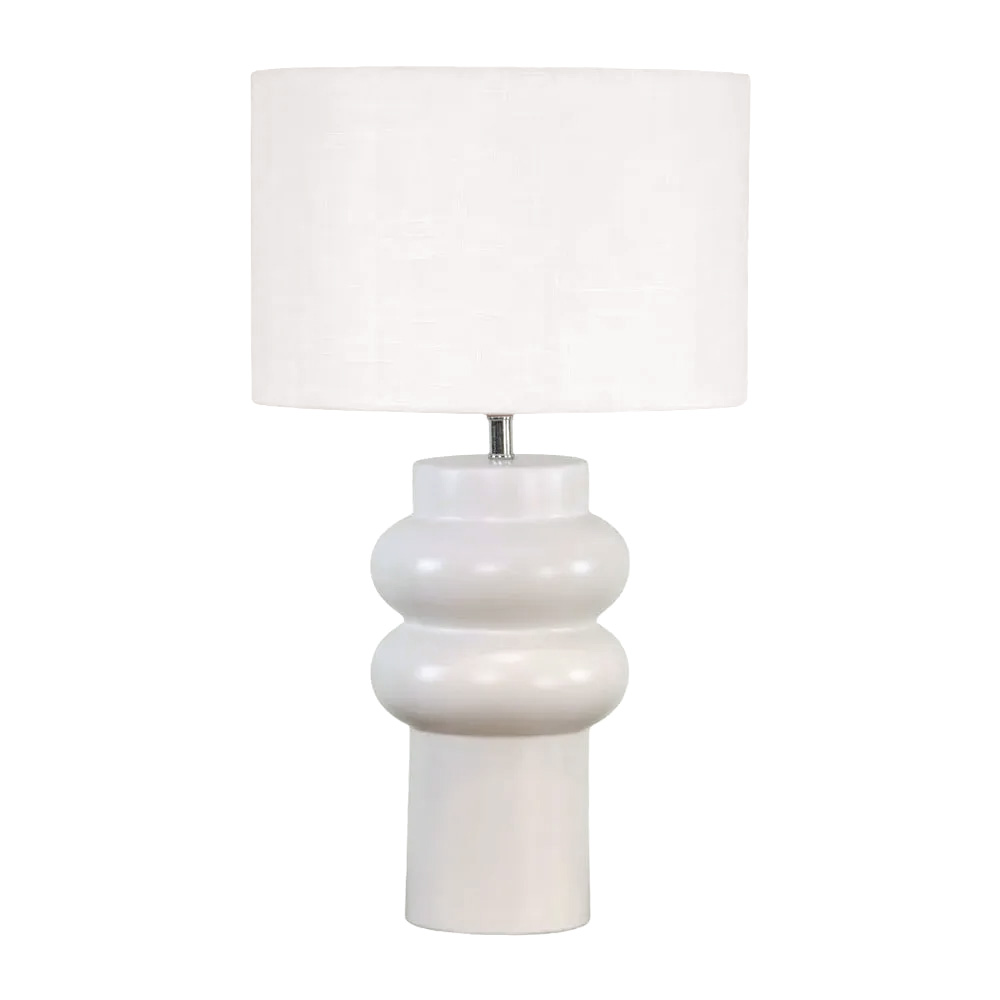 Anelli 56cm Hvit bordlampe Fra Nordic Lighting - Perfekt for &aring; skape en varm og innbydende atmosf&aelig;re i b&aring;de stue og soverom.