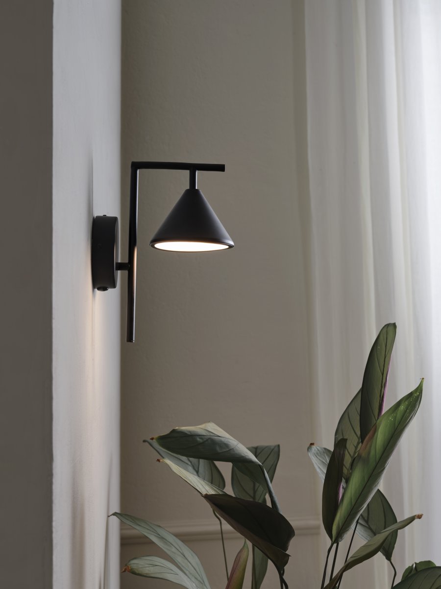Fuji Ø12 Svart vegglampe Fra Ledvance - 