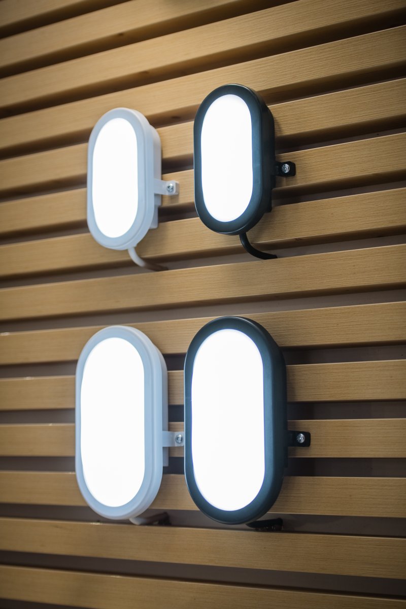 Bulkhead 6W Hvit utendørslampe Fra Osram - Bulkhead &auml;r en smidig belysningl&ouml;sning f&ouml;r dig som beh&ouml;ver en enkel lampa med bra ljus i t.