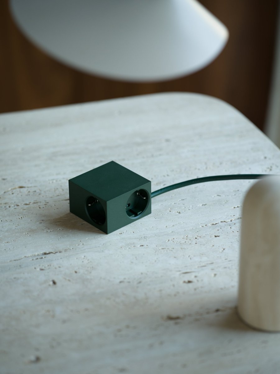 Cuboid Mørkegrønn Fra Kord - Den kombinerer estetikk og funksjon for folk som setter pris p&aring; smart design i minste detalj &ndash; selv i en grenuttak.