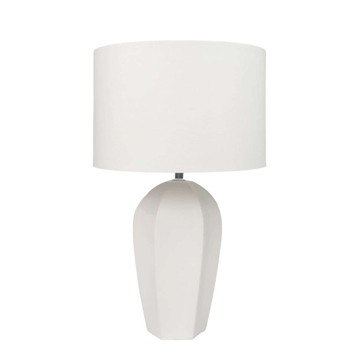 Physalis 50cm Hvit bordlampe Fra Nordic Lighting - Den hvite tekstilskjermen sprer et behagelig og jevnt lys som skaper en rolig atmosf&aelig;re.