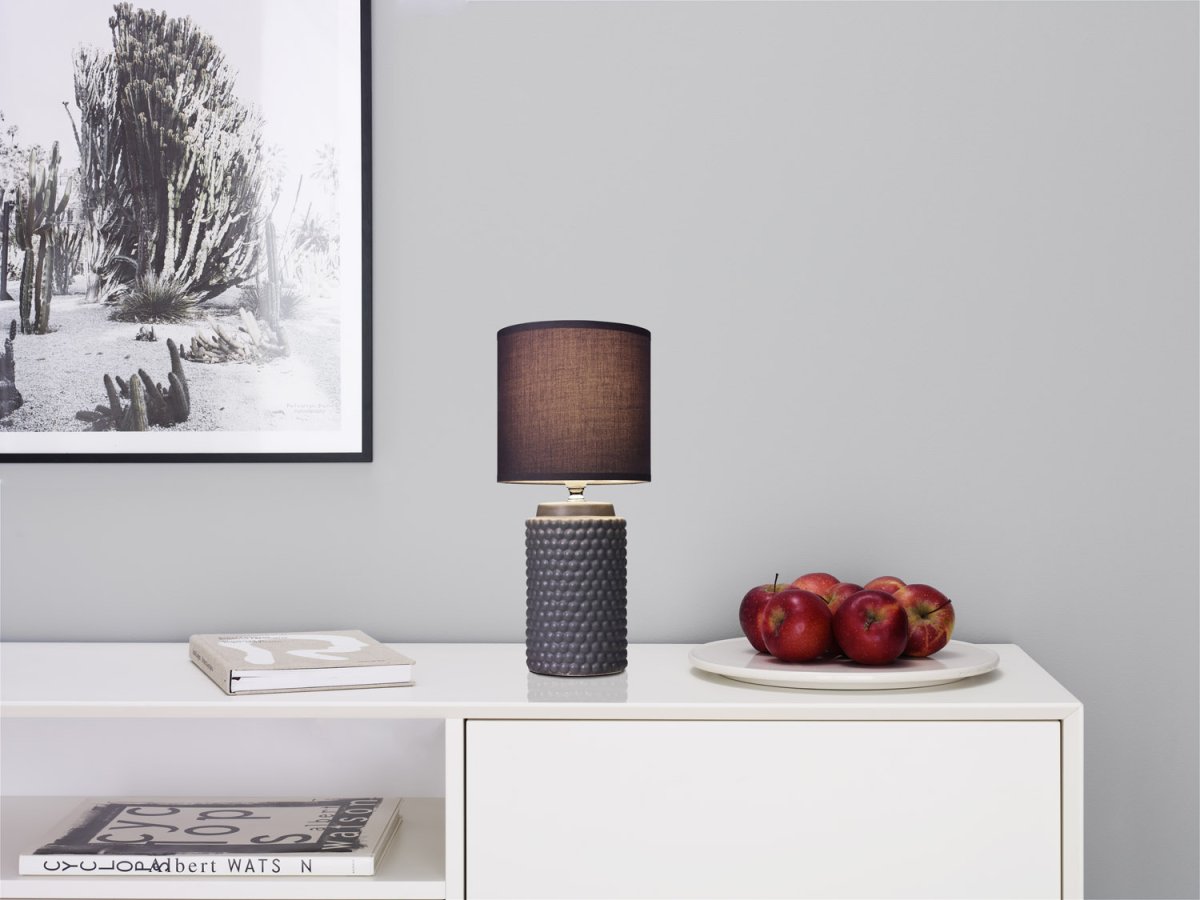 Bubble 33cm Grå bordlampe Fra Cottex - Bubble bordlampe i keramikk og tekstil er en unik og trendy interiørdetalj som setter karakter til hjemmet ditt.