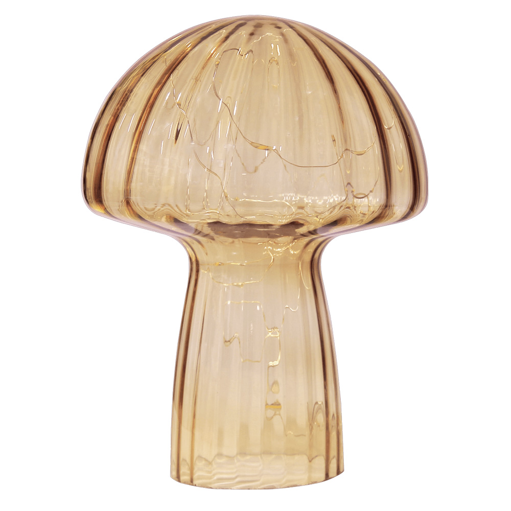 Mushroom 23cm Beige bordlampe Fra Pixie Design - Den er utstyrt med timer og en praktisk 5-trinns dimmer for &aring; justere lyset etter behov, noe som gj&oslash;r den perfekt for b&aring;de arbeidsbelysning og koselig kveldsbelysning.