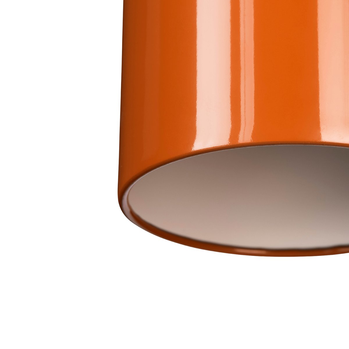 Lennon Ø12 Mørk oransje vinduslampe Fra CO Bankeryd - Lampen kan henges alene over en arbeidsbenk p&aring; kj&oslash;kkenet, i et vindu eller i en gruppe over spisebordet.