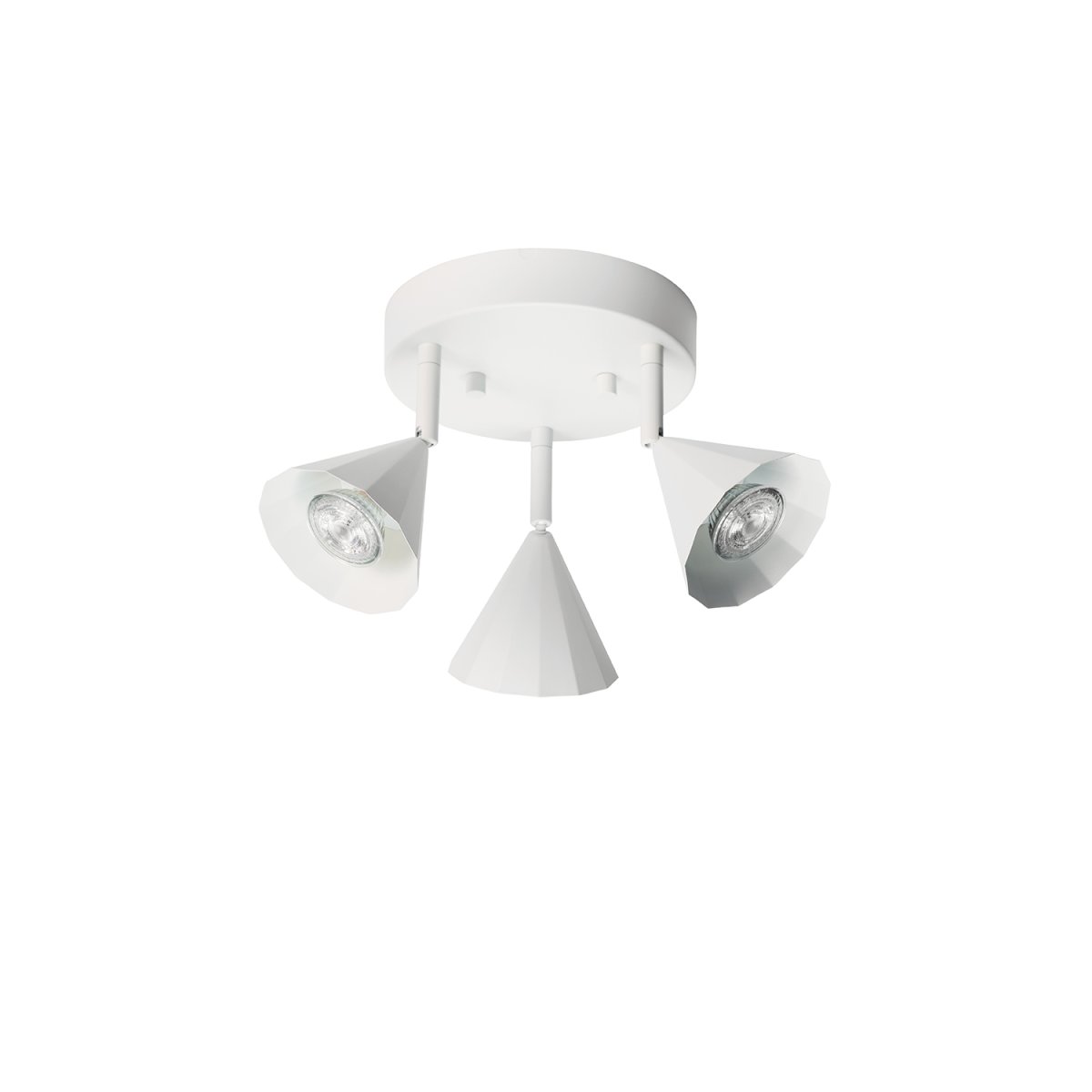 Rain 3 Hvit spotlight Fra CO Bankeryd - Taklampen sprer et jevnt lys som skaper en hyggelig atmosf&aelig;re, og den stilige formen gj&oslash;r den til en diskret men elegant detalj i alle typer interi&oslash;r.