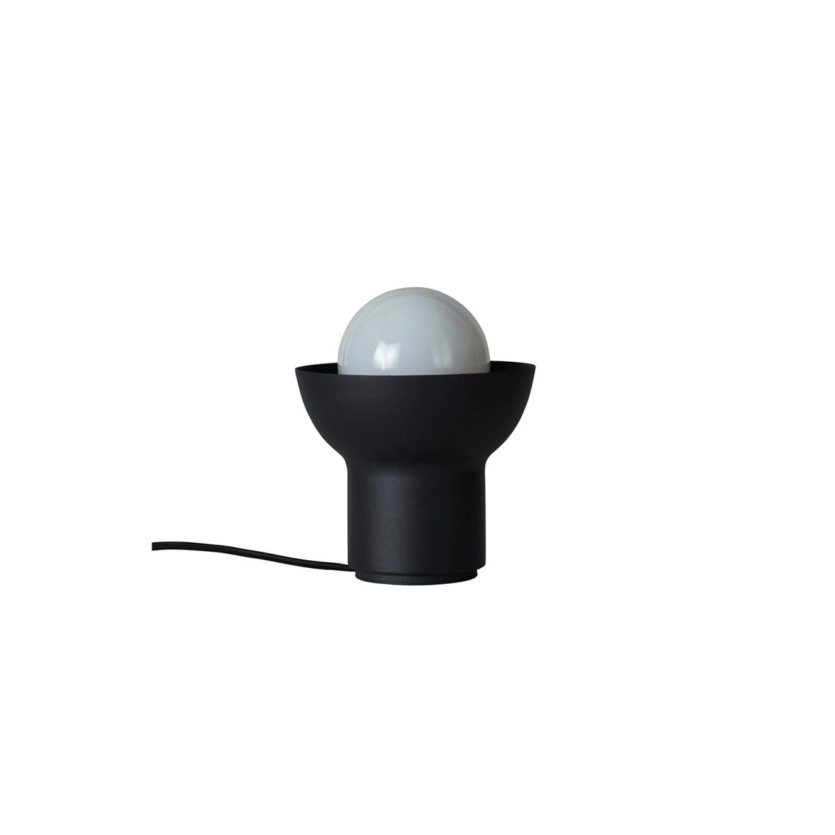 Up 13cm Antrasitt bordlampe Fra CO Bankeryd - Up bordlampe har et ungdommelig og skandinavisk design hvor det stående lyset blir en dekorativ del av lampens form.