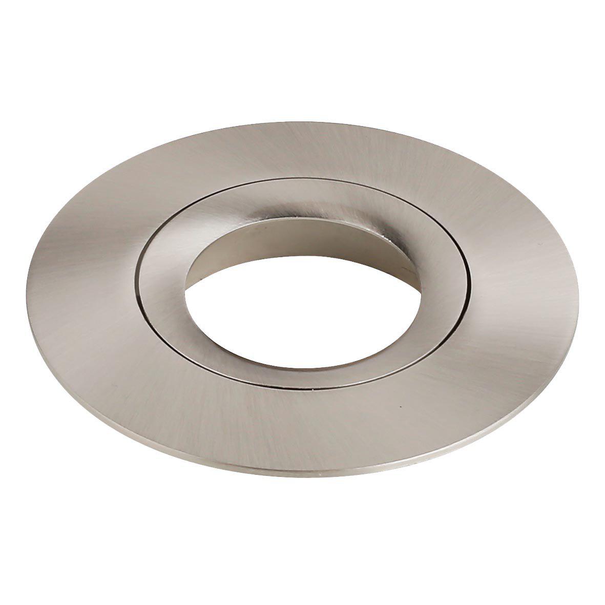 D-007 Dekorring Børstet sateng Fra Designlight - Du kan enkelt skru av og bytte ut fronten p&aring; den vinklede downlighten i D-007-serien.