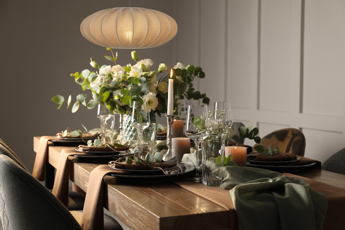 Mamsell Ø45 Grå Taklampe Fra Aneta Lighting - Mamsell taklampe er dekket med fint plissert stretchstoff som gir et behagelig, lett dempet lys.