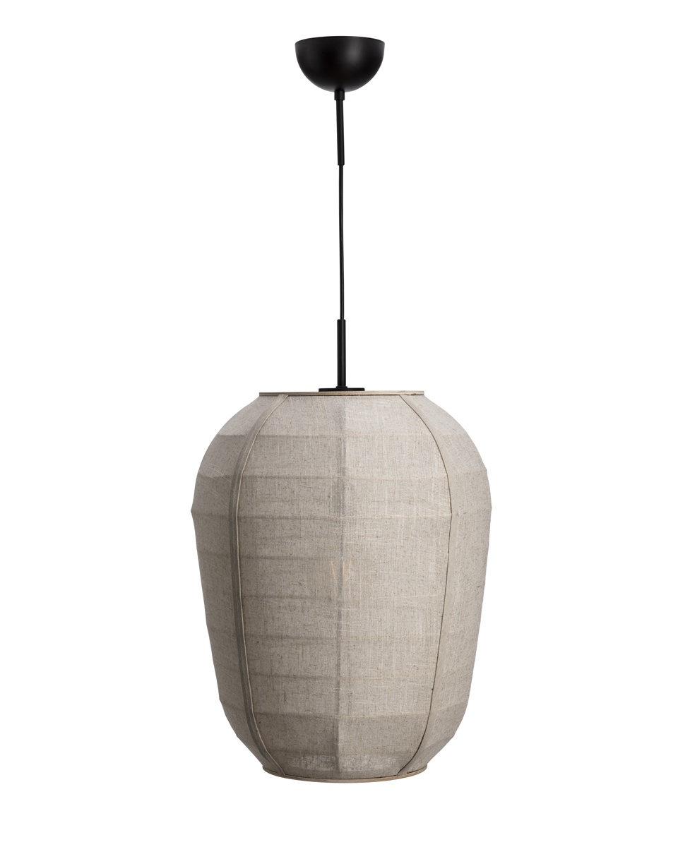 Delino Ø40 Beige Taklampe Fra By Rydéns - Delino er en stilig pendellampe som kombinerer naturlige materialer med et mykt og tidl&oslash;st design.