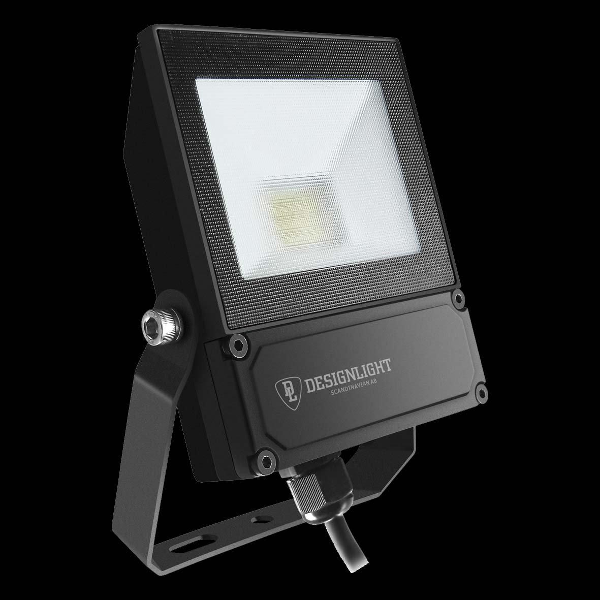 Elly lyskaster 10W Svart Fra Designlight - Med beskyttelsesklasse IP65 er armaturen fullstendig st&oslash;vtett og beskyttet mot kraftig regn, noe som gj&oslash;r den ideell for fasader, inngangspartier, gangveier og andre utsatte milj&oslash;er.