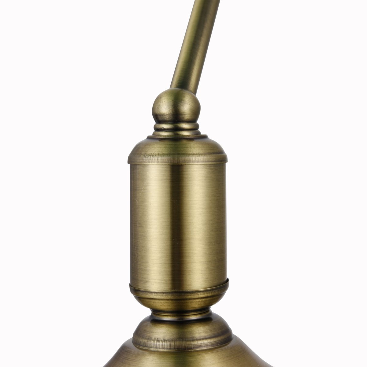 Kiwi 36cm Messing skrivebordslampe Fra Maytoni - Kiwi er en klassisk og stilig banklampe som tilf&oslash;rer et snev av moderne eleganse til skrivebordet eller arbeidsplassen.