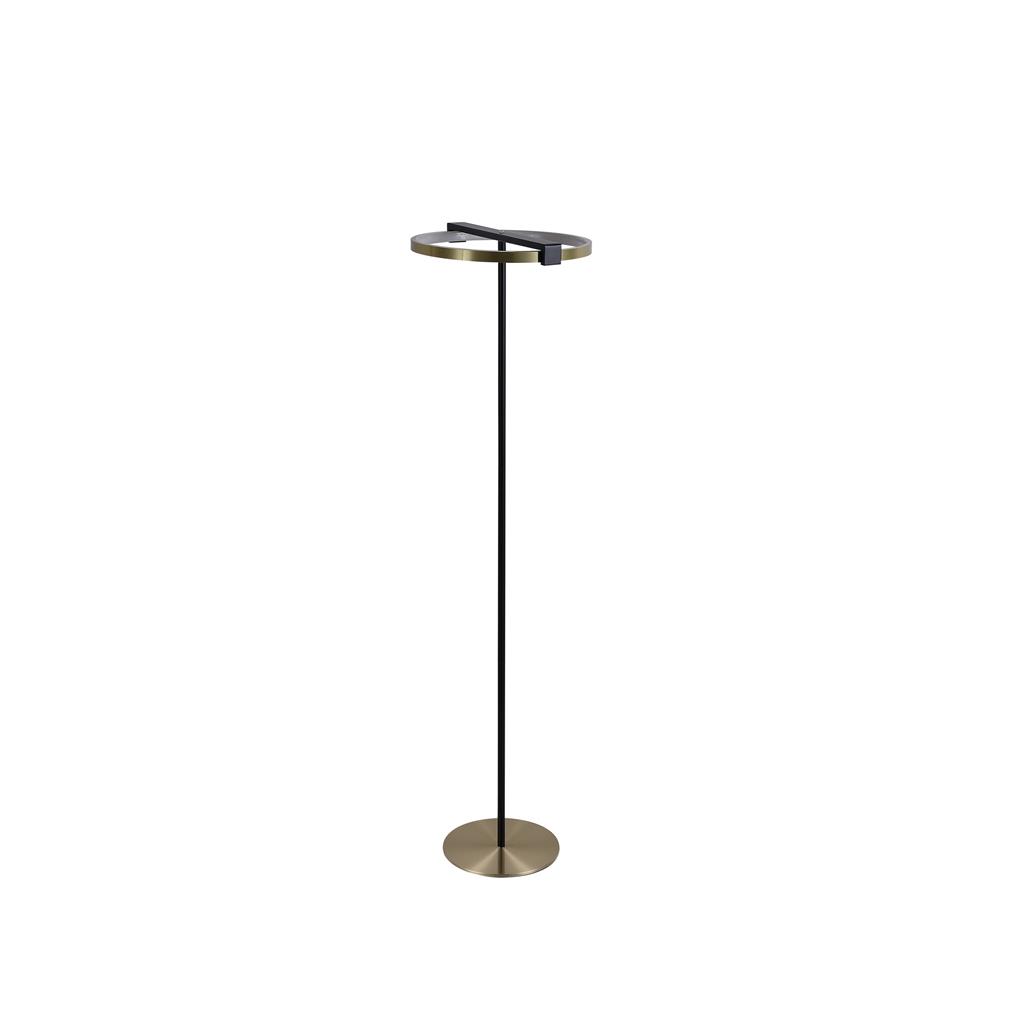 Aerial Messing/svart gulvlampe Fra Searchlight - Aerial er en elegant og moderne gulvlampe med stilige kontraster i sateng messingfinish og svart metall.