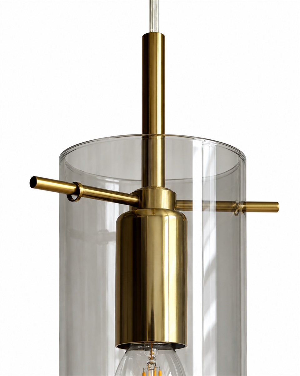 Cilinda Ø7 Messing/røkt vinduslampe Fra Nordic Lighting - Cilinda er en tidl&oslash;s vinduslampe med elegant design.