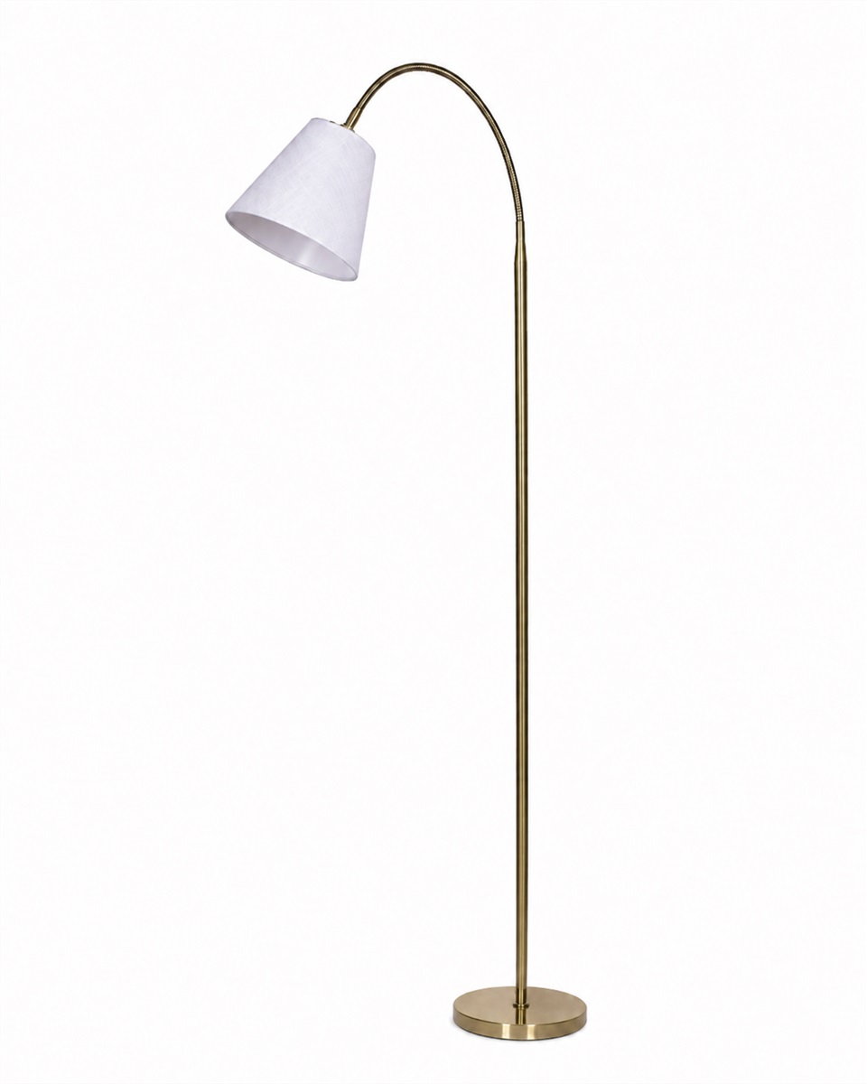 Uno Antikk messing gulvlampe Fra Lampan - Den hvite linskjermen sprer et mykt og behagelig lys og er perfekt som leselampe ved sofaen eller som stemningsbelysning på soverommet.