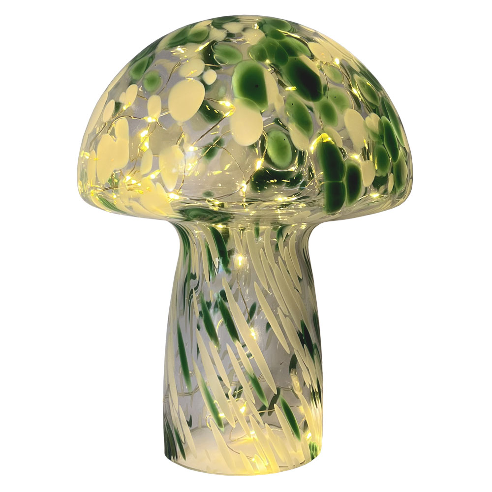 Mushroom 23cm Grønn bordlampe Fra Pixie Design - Sopplampen fra Pixie Design har et vakkert design med en marmorert overflate i gr&oslash;nt og hvitt.