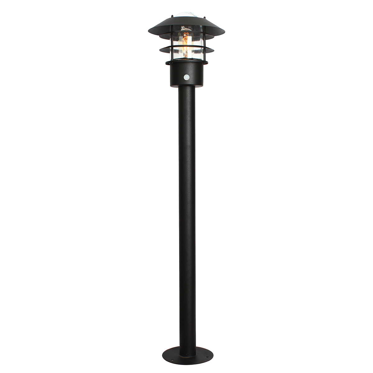 Helsingor PIR 100cm Svart pullerter Fra Elstead Lighting - Tillverkad av rostfritt st&aring;l i svart finish och glas, erbjuder den en robust och v&auml;derbest&auml;ndig konstruktion som &auml;r perfekt vid uppfarter, entr&eacute;er eller tr&auml;dg&aring;rdsg&aring;ngar.