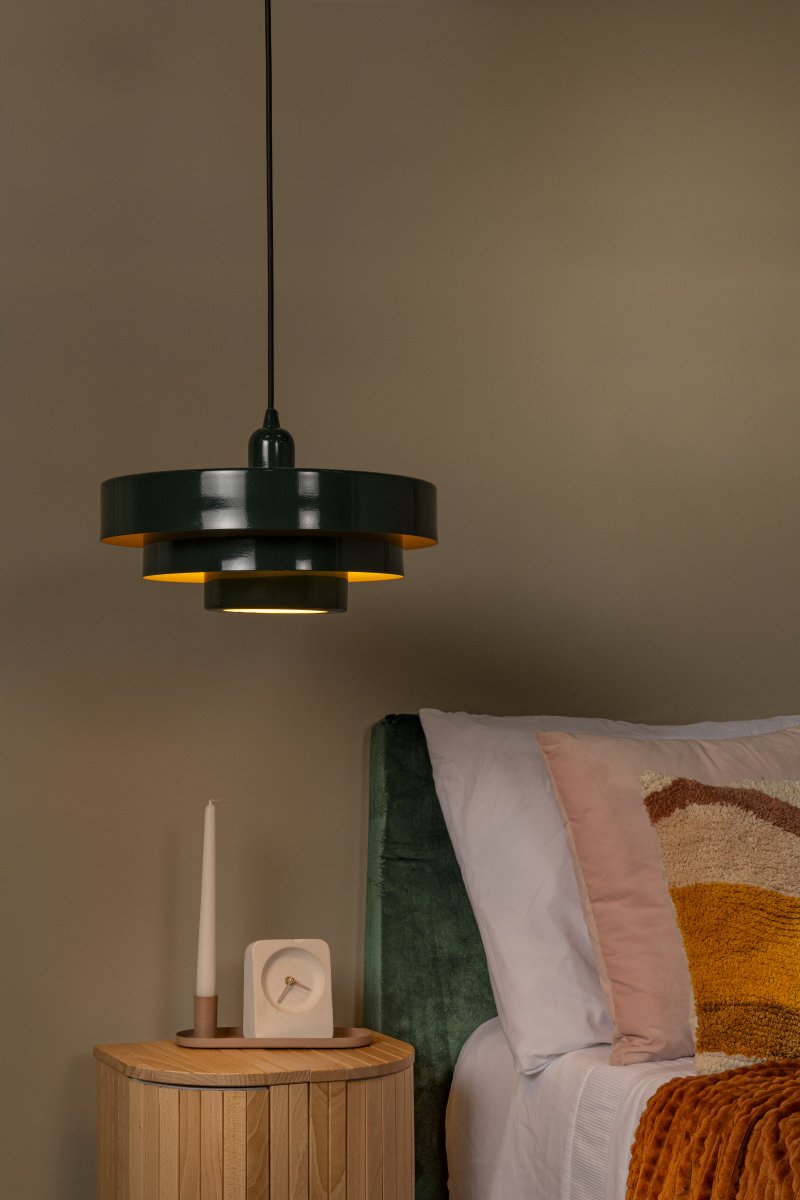 Runa Ø35 Grønn Taklampe Fra Lucide - Den lagdelte skjermen gir et behagelig, nedadrettet lys som passer like godt over spisebordet som p&aring; kj&oslash;kkenet eller i stuen.