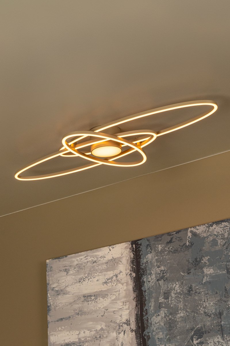 Galactica 100cm Beige plafond Fra Lucide - Galactica er et utmerket valg for soverommet der fleksibilitet, komfort og moderne design er i fokus.