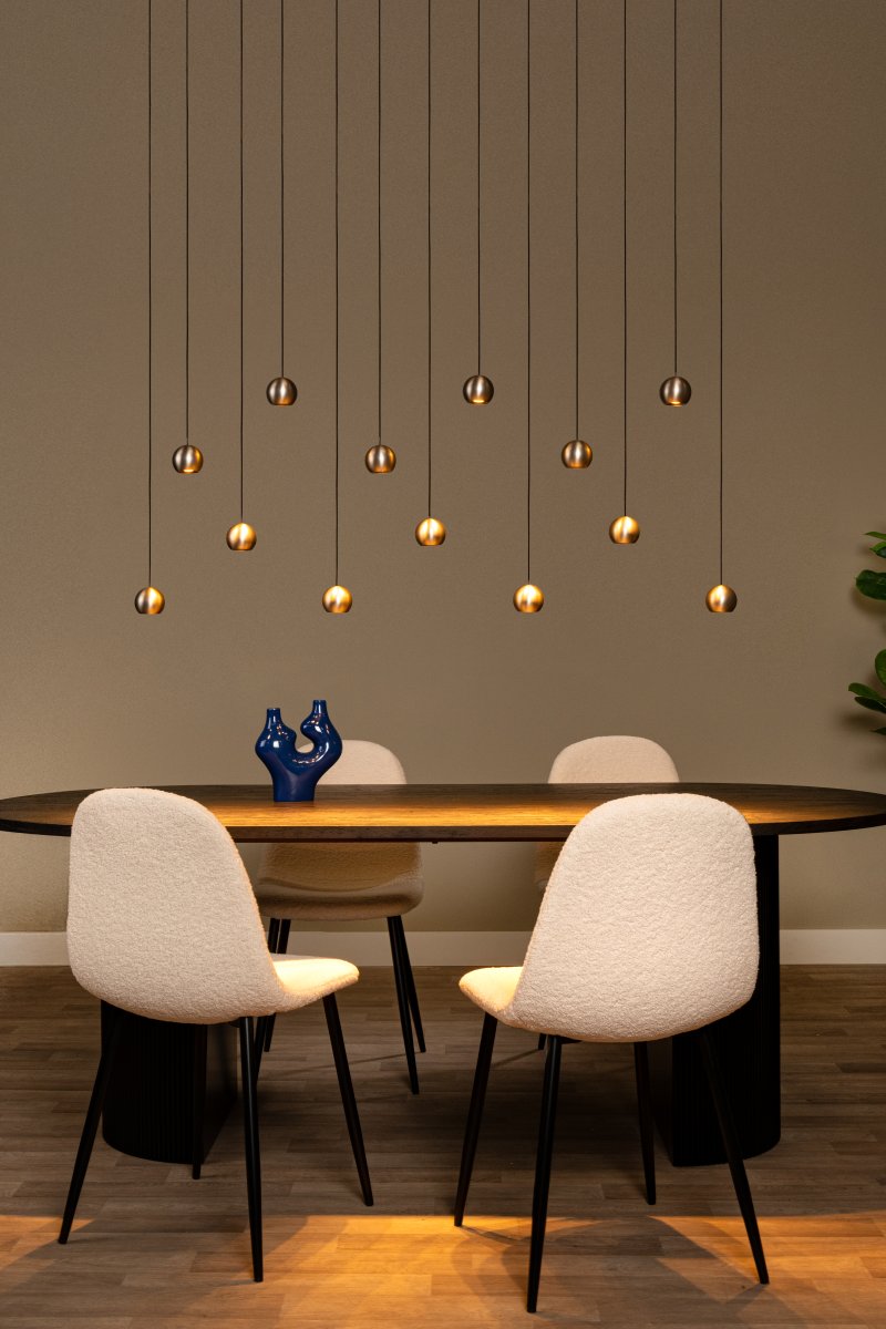 Montana 130cm Grå Taklampe Fra Lucide - Plasser Montana over spisebordet eller kjøkkenet for å kombinere kraftig belysning med tidløst design – en lampe som skal forsterke atmosfæren og bli rommets naturlige midtpunkt.
