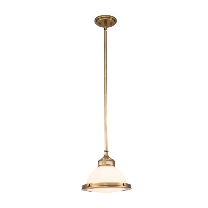 Amelia Ø30 Messing Taklampe Fra Elstead Lighting - Amelia har en klassisk pendeldesign som f&ouml;rnyar vintage-detaljer med ett gjutet glasf&auml;ste, en gjuten metallram samt framtr&auml;dande g&aring;ngj&auml;rn och sp&auml;nnen.