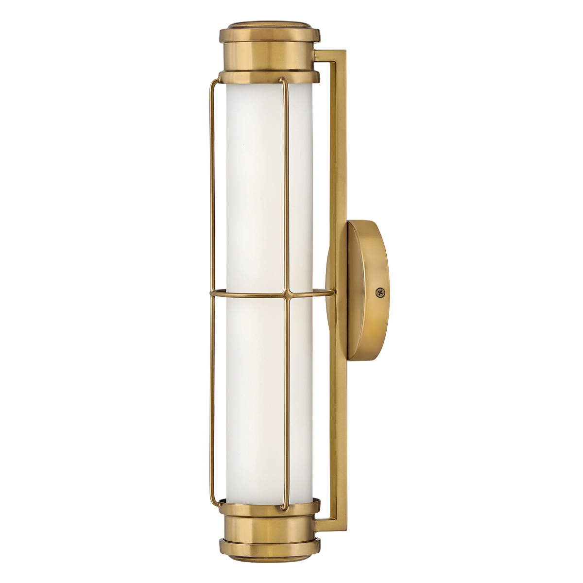 Saylor 43cm Messing baderomslampe Fra Elstead Lighting - Lampen er laget av metall med en varm messingfinish og har et avlangt opalglass som sprer et jevnt og fint lys.