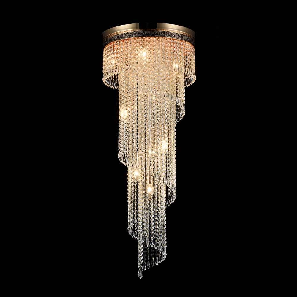 Cascade Ø42 Gull krystall Fra Maytoni - De dekorative prismene henger i flere niv&aring;er og omfavner lyskildene, og skaper et str&aring;lende lysspill og et eksklusivt preg.
