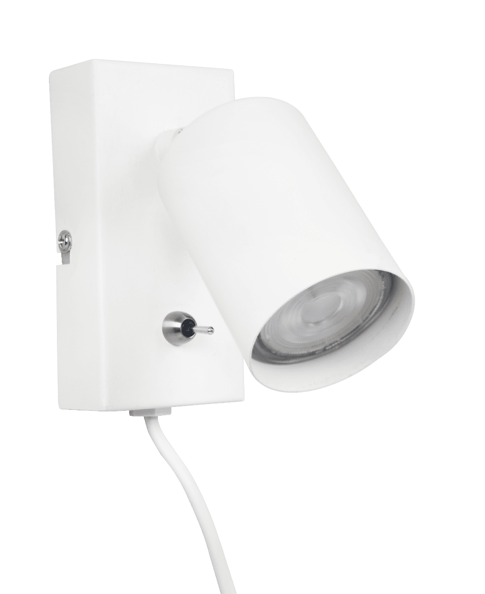 Line Hvit leselampe Fra Lampan - Den bevegelige spotlighten gir deg flotte lysmuligheter og er perfekt som leselampe p&aring; soverommet.