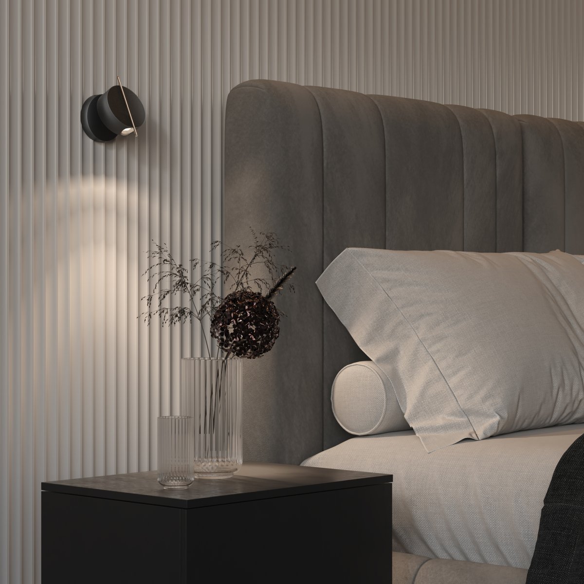 Nuance Ø10 Svart vegglampe Fra Maytoni - Den roterbare sokkelen og den justerbare lyskilden, som enkelt kan justeres med en elegant metallstang, skaper både et behagelig arbeidslys og en koselig atmosfære på soverommet.
