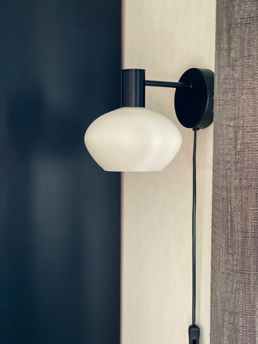 Bell Ø15 Hvit vegglampe Fra Aneta Lighting - 