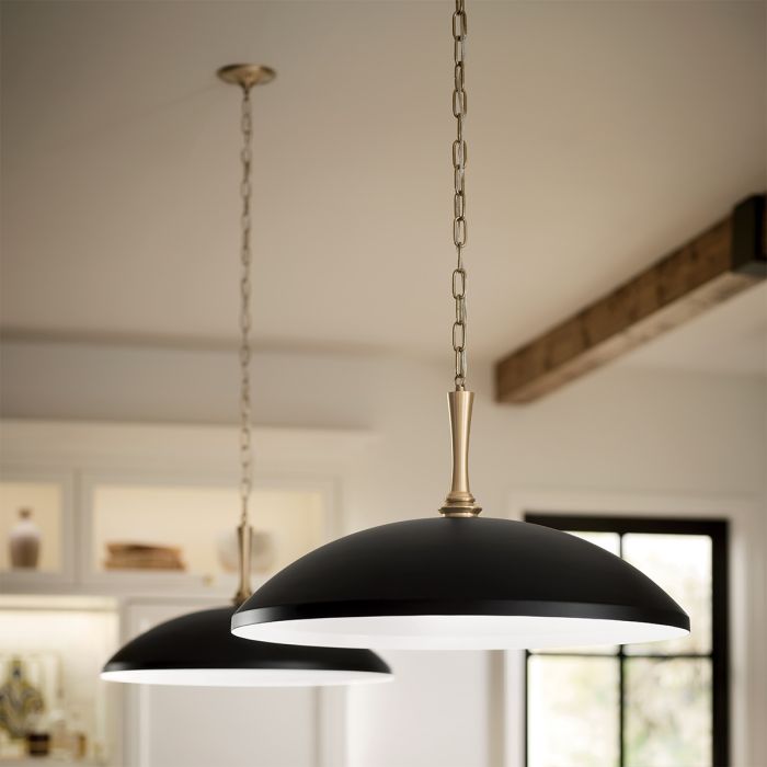 Delarosa Ø50 Svart/bronse Taklampe Fra Elstead Lighting - Delarosa takpendellampe er en stilig og gener&oslash;s lampe som virkelig setter tonen i rommet.
