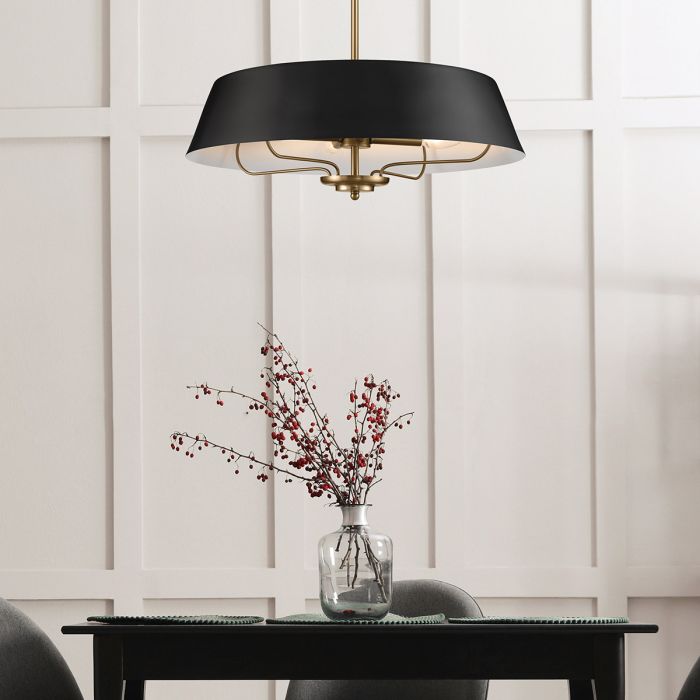 Luella Ø56 Svart Taklampe Fra Elstead Lighting - Med den medfølgende stangen kan Luella enkelt gjøres om fra en taklampe til en pendel.
