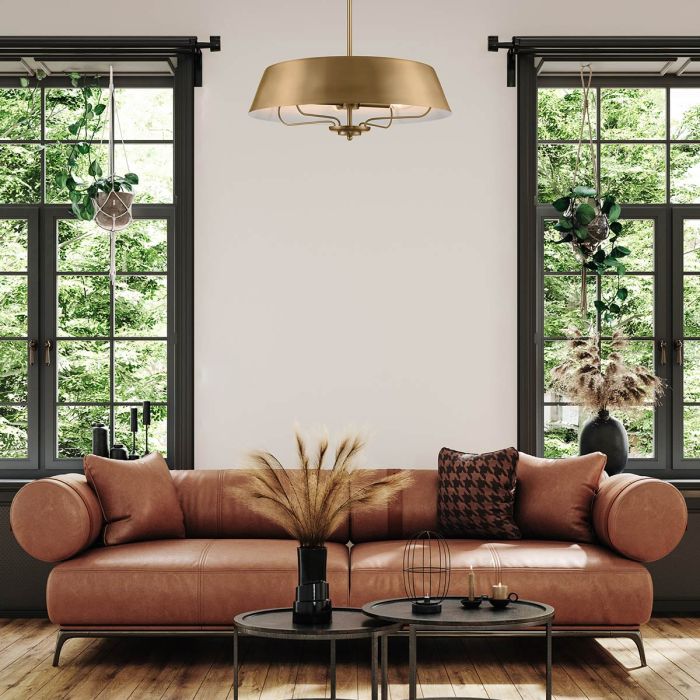 Luella Ø56 Børstet messing Taklampe Fra Elstead Lighting - Med den medfølgende stangen kan Luella enkelt gjøres om fra en taklampe til en pendel.
