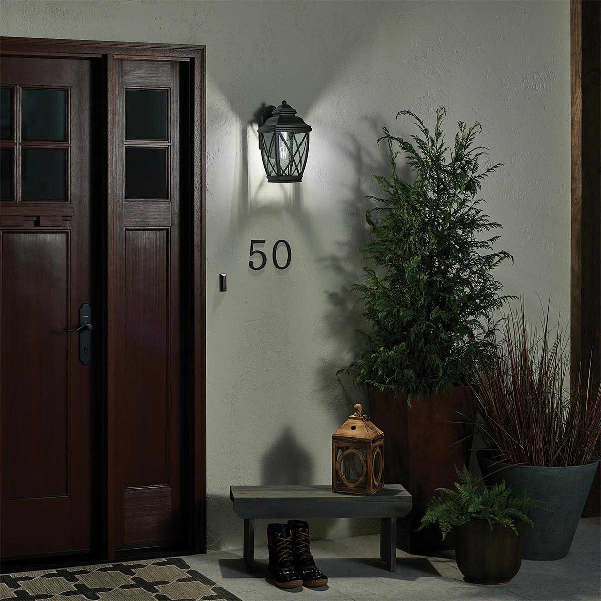 Tangier Antikk bronse utendørslampe Fra Elstead Lighting - Tanger vegglampe i bronse har en klassisk lanternedesign som minner om historiske nabolag.