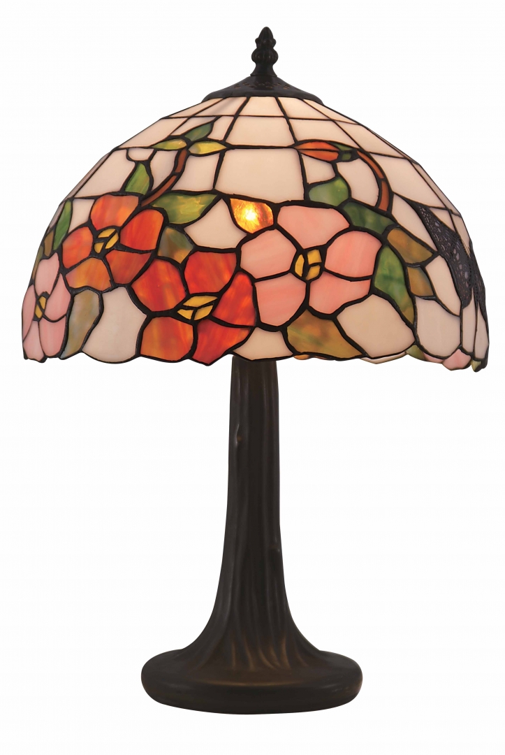 Sommar 45cm Flerfarget Fra Norrsken Design - Utgangsmaterialet i produksjonsprosessen er spesialfarget glass som er kuttet og polert for å passe inn i stykket.