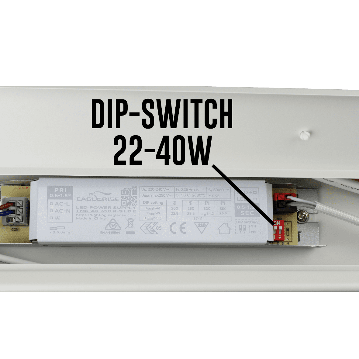 Liny Basic 4000K 130cm Hvit Fra Designlight - Liny Basic er en robust og energieffektiv industriarmatur med LED-teknologi, designet for generell belysning i industrielle og forretningsmilj&oslash;er der hvitt lys er &oslash;nsket.