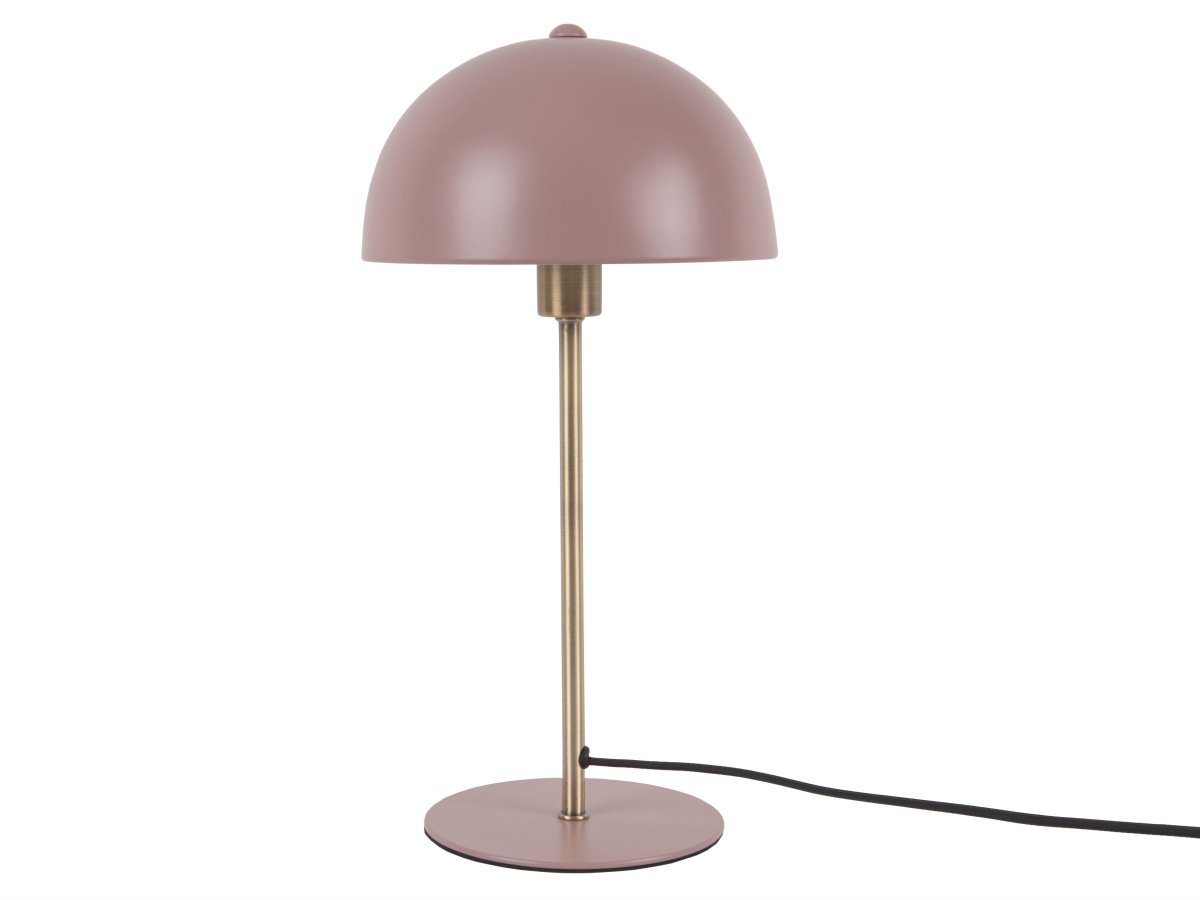 Bonnet 40cm Rosa bordlampe Fra Leitmotiv - Den pudderrosa skjermen sammen med elegante messingdetaljer skaper et stilig og trendy uttrykk, mens lampen sprer et varmt og behagelig lys.