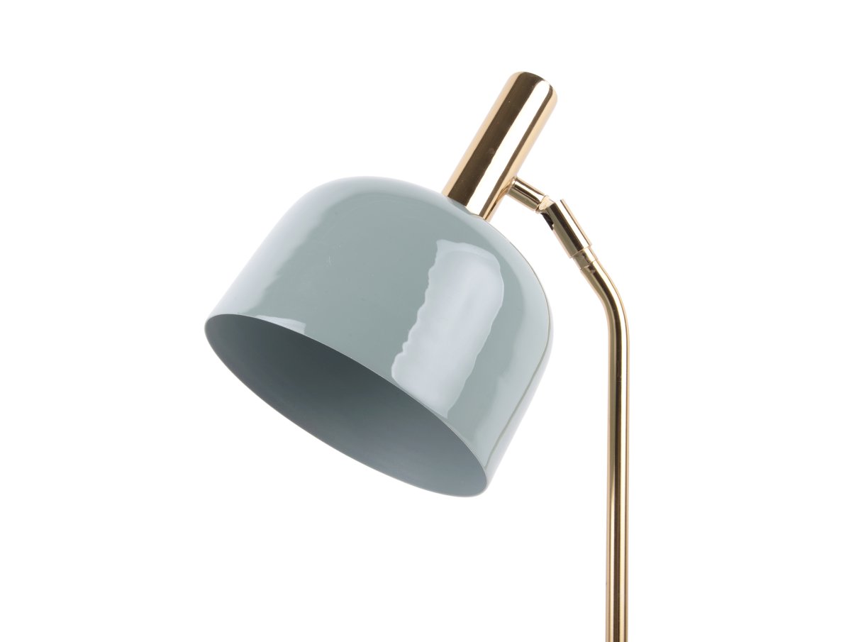 Smart 56cm Blå bordlampe Fra Leitmotiv - Den skinnende, emaljerte overflaten i en dempet blå skjerm sammen med elegante gulldetaljer gir lampen et unikt og iøynefallende uttrykk.