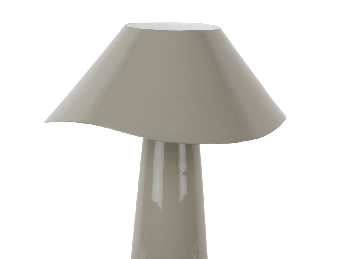 Ameno 33cm Grå bordlampe Fra Leitmotiv - Ameno er en stilig bordlampe i metall med en blank grå finish som gir et mykt og harmonisk uttrykk.