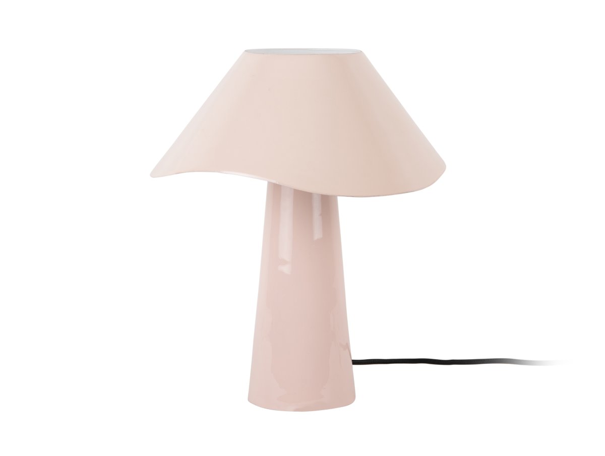 Ameno 33cm Lys rosa bordlampe Fra Leitmotiv - Ameno er en stilig bordlampe i metall med en blank lys rosa finish som gir et mykt og harmonisk uttrykk.