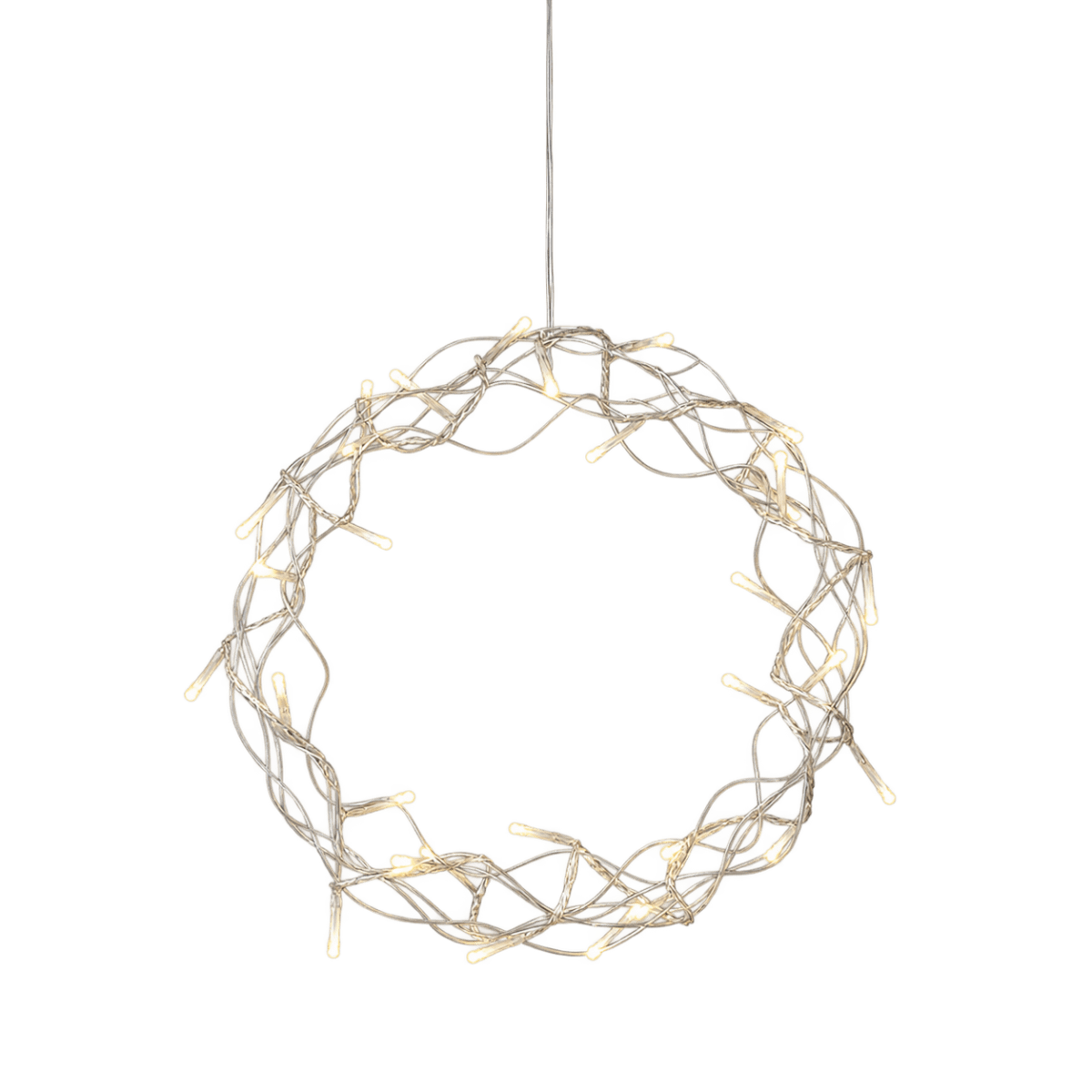 LED-krans Ø30 Sølv Fra Konstsmide - Med sin diameter p&aring; 30 cm er girlanderen en vakker dekorasjon &aring; henge i vinduet eller p&aring; veggen, perfekt for &aring; skape ekstra hygge i de m&oslash;rkere m&aring;nedene av &aring;ret.