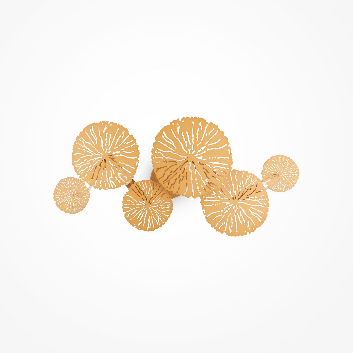 Lovetann 77cm Gull vegglampe Fra Maytoni - Lovetann er et visuelt h&oslash;ydepunkt som forvandler interi&oslash;ret med sitt blomsterm&oslash;nster og lysm&oslash;nster.