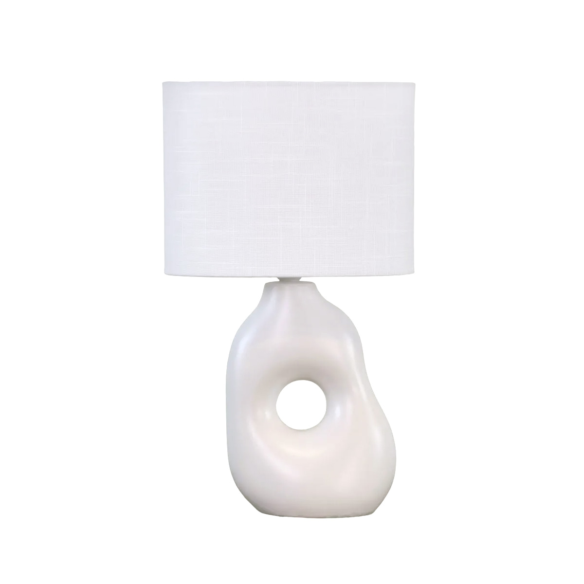 Pikazo 45cm Hvit bordlampe Fra Lampan - Pikazo bordlampe har en unik keramisk base med en skulpturell form og et dekorativt, sammenhengende hår, kombinert med en hvit og oval linskjerm.