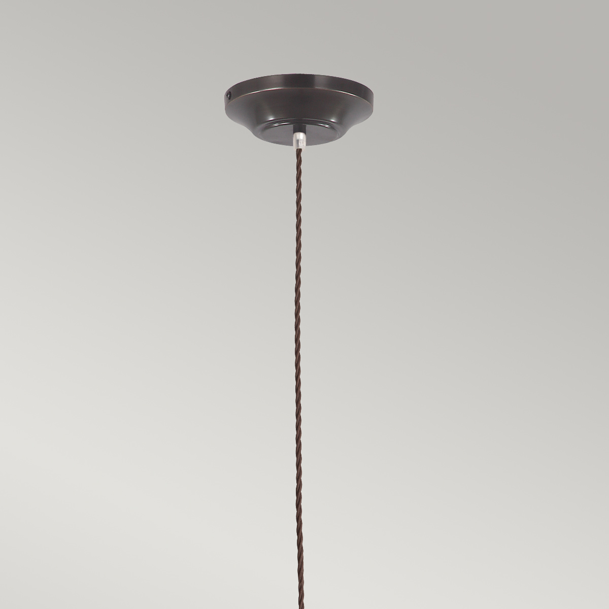 Provence Ø37 Antikk bronse Taklampe Fra Elstead Lighting - Provence takpendel i gammel bronse er inspirert av franske designstiler fra midten av 1900-tallet, hvor den ofte ble brukt til å lyse opp bord på kjøkken, kafeer og bistroer.