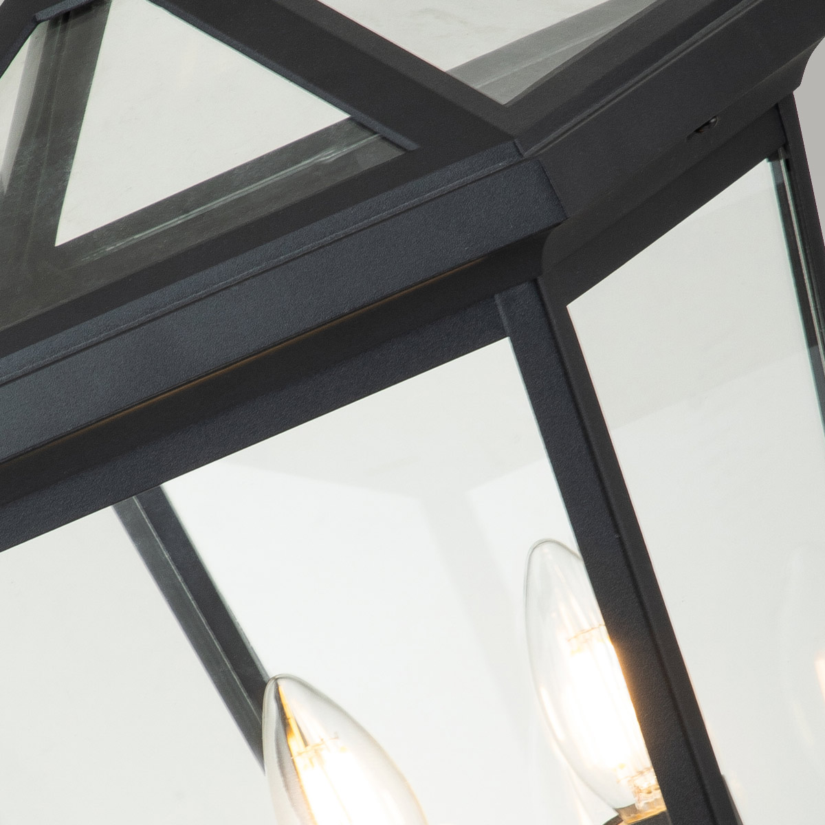 Alford Place 50cm Svart Fra Elstead Lighting - Alford Place er en stilig og klassisk portlykt som gir inngangen din et snev av eleganse.