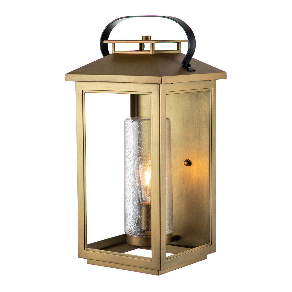Atwater 52cm Messing utendørslampe Fra Elstead Lighting - Med IP44-klassning &auml;r Atwater skyddad mot fukt och v&auml;derp&aring;verkan, vilket g&ouml;r den till en elegant och l&aring;ngvarig l&ouml;sning f&ouml;r entr&eacute;er, uteplatser och tr&auml;dg&aring;rdsmilj&ouml;er.