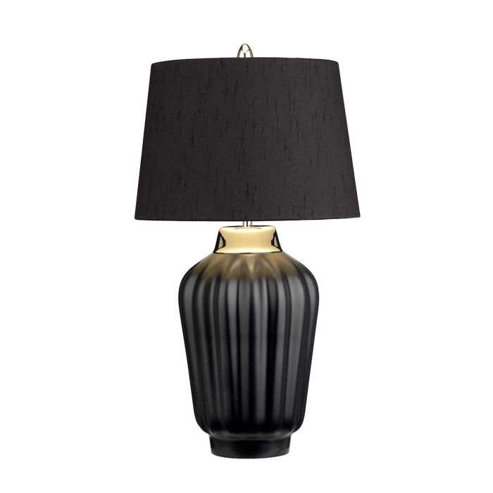 Bexley 56cm Svart bordlampe Fra Elstead Lighting - Den levereras med en avsmalnande lampsk&auml;rm i svart konstsilke med en silverlaminerad insida, handgjord i Storbritannien.