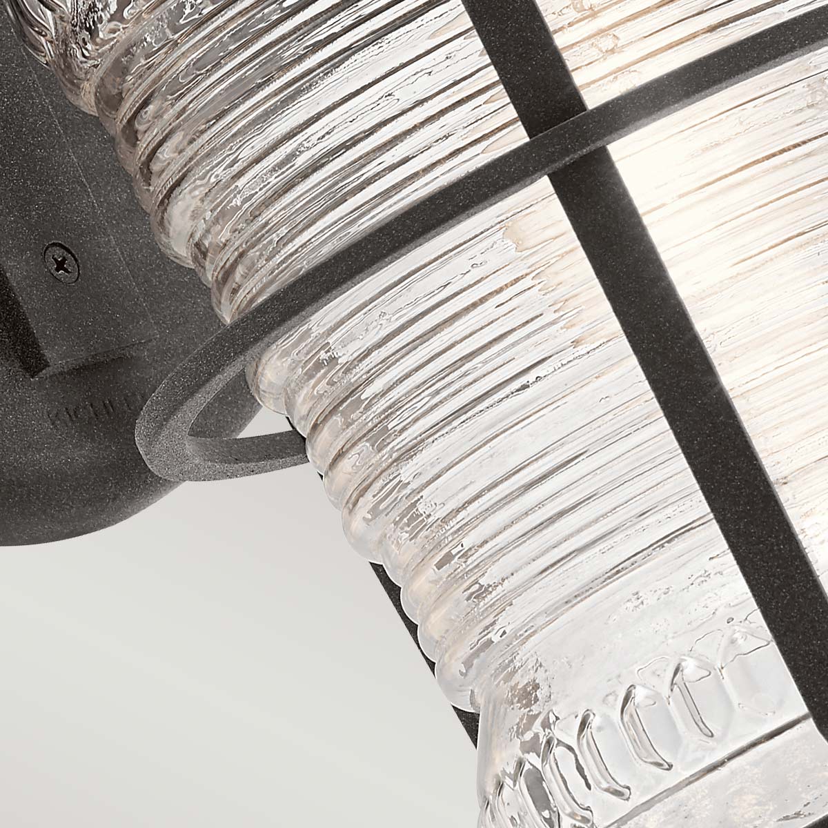 Chance Harbor 46cm Sink utendørslampe Fra Elstead Lighting - Chance Harbor &auml;r en klassisk och robust fasadlampa med en design inspirerad av maritim stil.