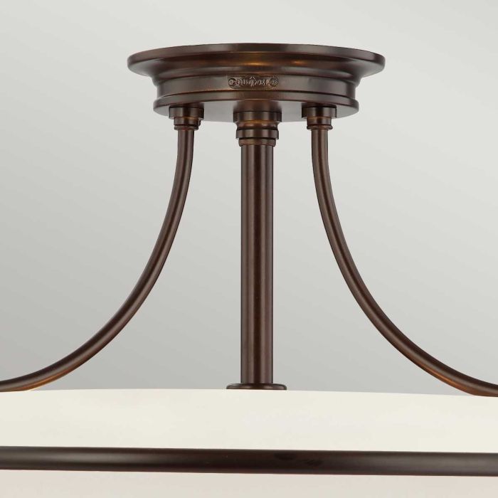 Griffin Ø53 Bronse plafond Fra Elstead Lighting - Den etsade sk&auml;rmen &auml;r vitm&aring;lad p&aring; insidan, vilket sprider ljuset j&auml;mnt och skapar en behaglig belysning i hemmet.