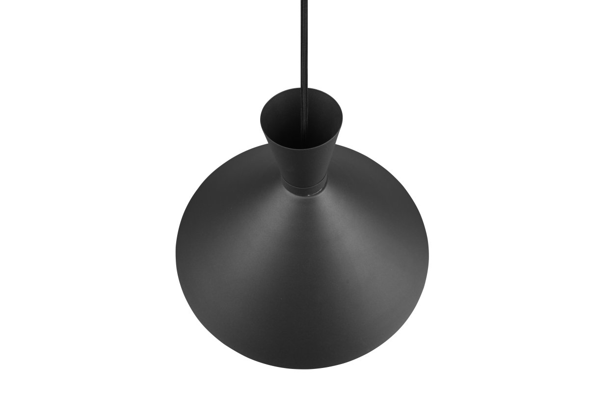 Enzo Ø35 Svart Taklampe Fra Trio Lighting - Perfekt for å belyse bestemte områder, denne moderne armaturen passer like godt på kjøkkenet som i stuen.