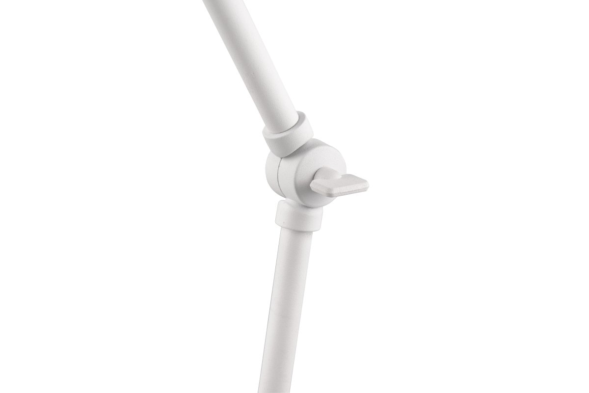 Enzo 50cm Hvit skrivebordslampe Fra Trio Lighting - 
